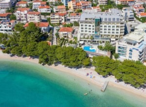 Park Makarska 4*